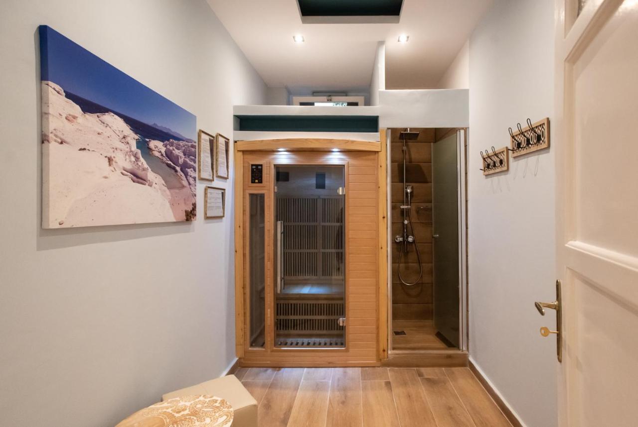 Blue Ark Lavish Sauna Suite Athènes Extérieur photo