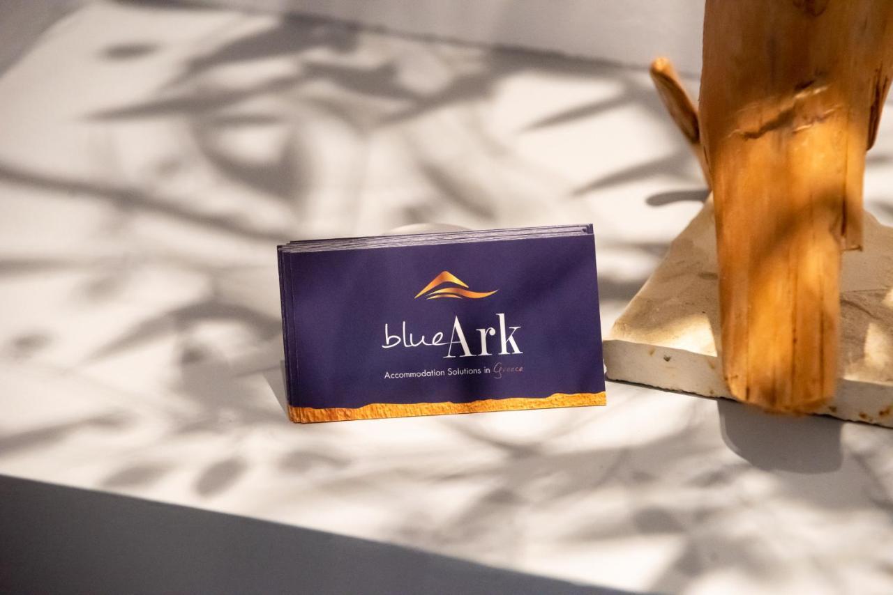 Blue Ark Lavish Sauna Suite Athènes Extérieur photo